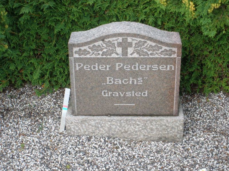 Peder Pedersen Bach's gravsted.JPG